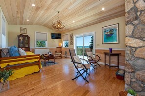 Unclassified image, 5 of 29, button