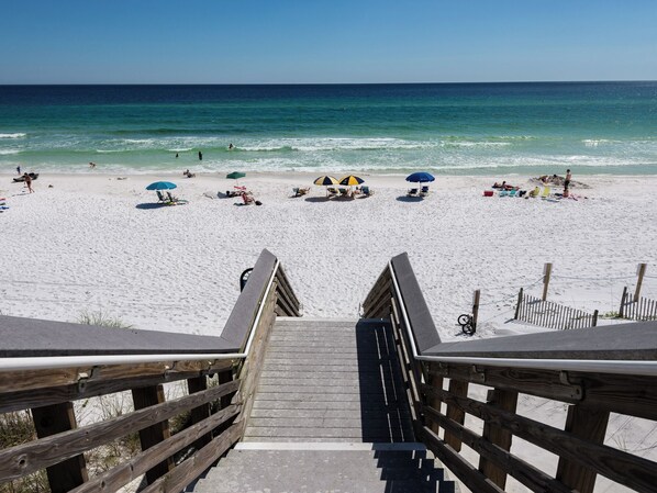Beach nearby - Your Ideal Beach Getaway With Private Pool, Game Room and Close to Beach! (Santa Rosa Beach)