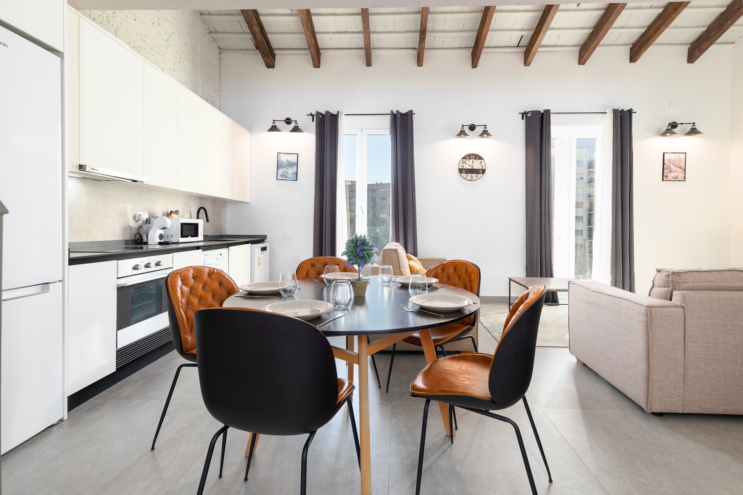 冰箱、微波炉、烤箱、洗碗机