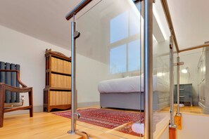 1 soverom, strykejern/-brett, reiseseng for barn og wi-fi (inkludert)