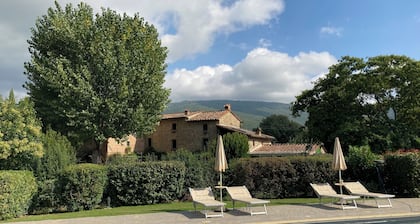 Nice townhome with AC in charming Glen Ellyn