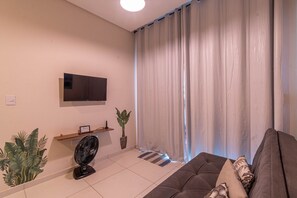 32-Zoll-Smart-TV mit Digitalempfang, Streaming-Dienste