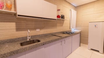 Fridge, microwave, stovetop, toaster