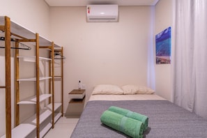 1 bedroom, laptop workspace, iron/ironing board, free WiFi