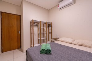 Comfort Apartment | 1 bedroom, desk, laptop workspace, iron/ironing board - FLATS MAR'BELLA COM VARANDA, 100M PRAIA, PETFRIENDLY E ESTACIONAMENTO (Maragogi)