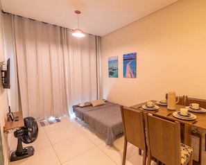 1 bedroom, laptop workspace, iron/ironing board, free WiFi