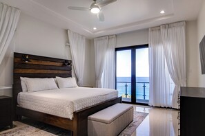 6 habitaciones, tabla de planchar con plancha, cuna de viaje y wifi 