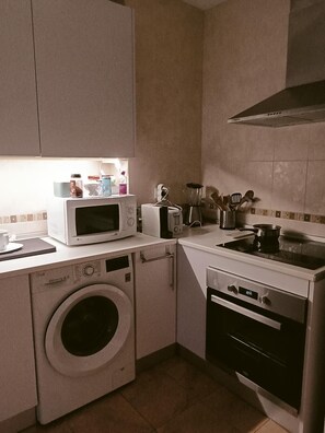 Microwave, oven, stovetop, dishwasher