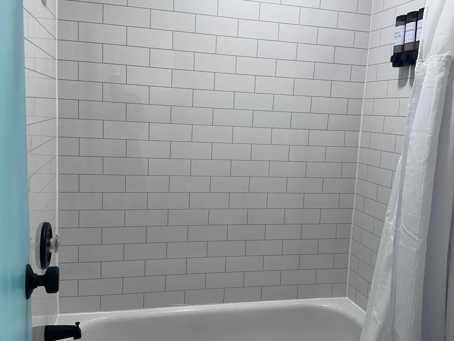 Family Double Room, Non Smoking, Private Bathroom | Bathroom