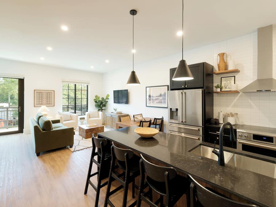 B206 Kotzum | Living area | 50-inch flat-screen TV with cable channels