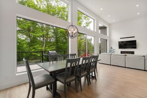 Chalet | Living area