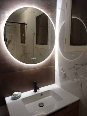 Shower - Beautiful house with pool Arcachon basin (Arès)