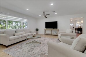 Living area - Coastal Elegance Steps from the Beach (Bonita Springs)