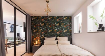 Urban Wave Apartment II