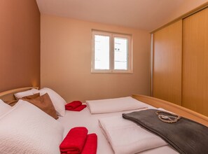 1 bedroom, WiFi, bed sheets - Villa Julia - One Bedroom Apartment 2 (Biograd na Moru)