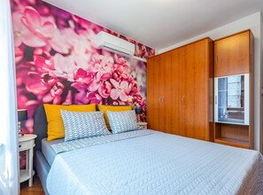 3 Schlafzimmer, Bügeleisen/Bügelbrett, Internetzugang, Bettwäsche