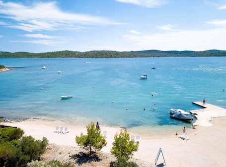 Beach. Gabrijela House - House