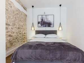 3 Schlafzimmer, Bügeleisen/Bügelbrett, Reisekinderbett, WLAN