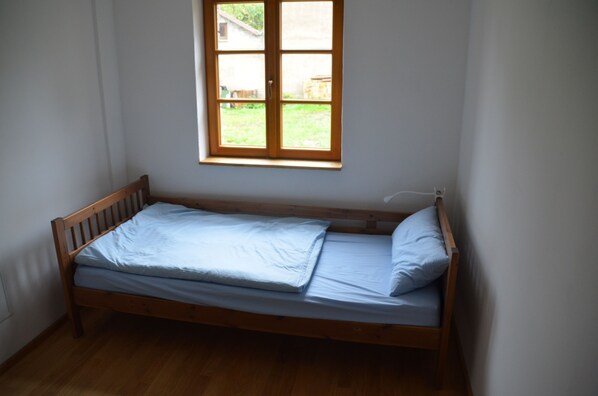 2 bedrooms, Internet, bed sheets