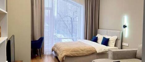 1 bedroom, iron/ironing board, WiFi, bed sheets