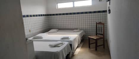 Standard Triple Room | Iron/ironing board, free WiFi