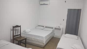 Economy Quadruple Room | Iron/ironing board, free WiFi