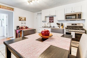 Fridge, microwave, stovetop, dishwasher - Mins to Local Attractions: Pet Friendly w/ Yard! (Casey)