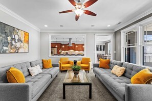 House (5 Bedrooms) | Interior - Luxury Lakefront Stay Private Dock, Indoor/outdoor Pool The Retreat (Denver)