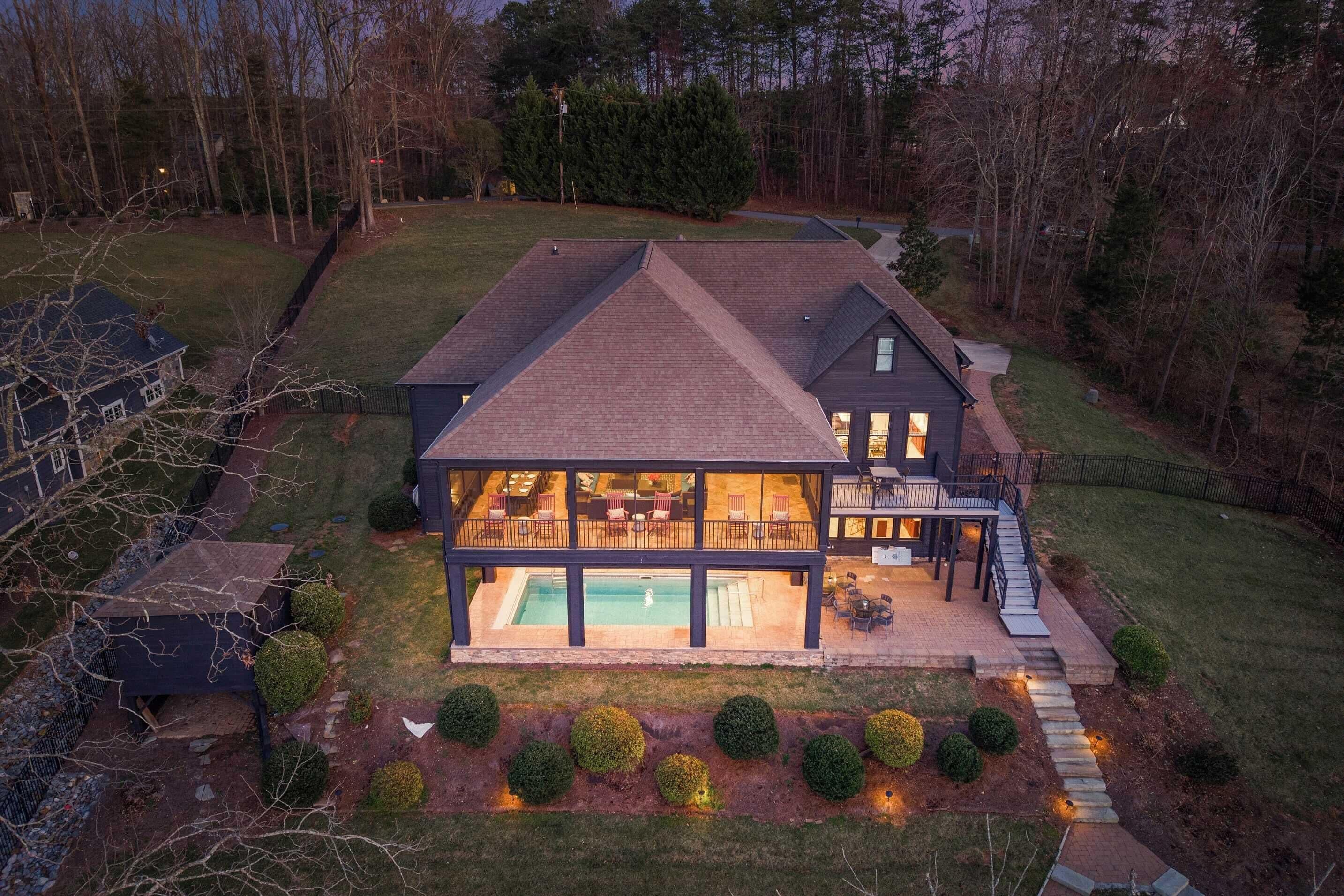 House (5 Bedrooms) | Front of property