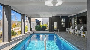 Interior - Luxury Lakefront Stay Private Dock, Indoor/outdoor Pool The Retreat (Denver)