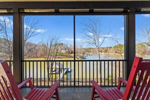 House (5 Bedrooms) | Interior - Luxury Lakefront Stay Private Dock, Indoor/outdoor Pool The Retreat (Denver)