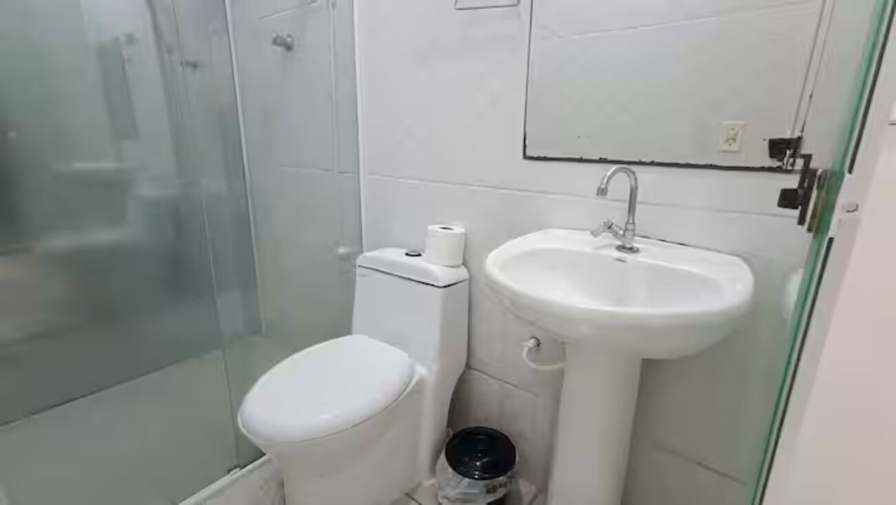 Toallas y papel de baño 