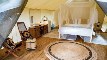 Tent - 5, Queen Bed, Garden View