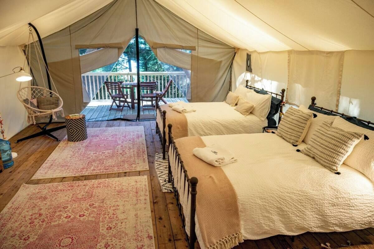 Tent - 9, Two Double Beds, Sea View | Iron/ironing board