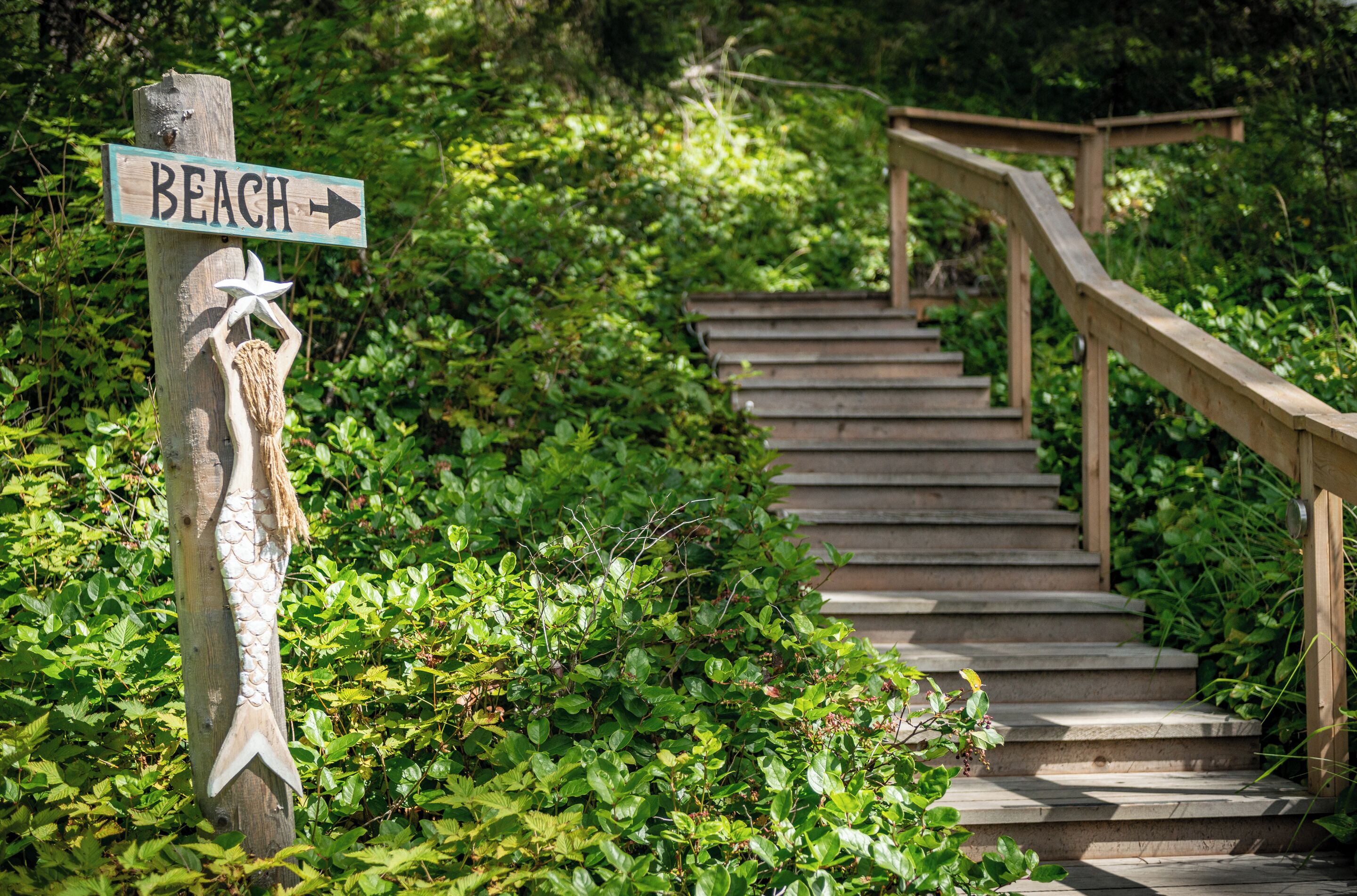 位於海灘上、白沙