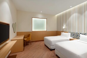 Premium bedding, in-room safe, iron/ironing board, free WiFi - Ramada Encore By Wyndham Lucknow Airport (Lucknow)