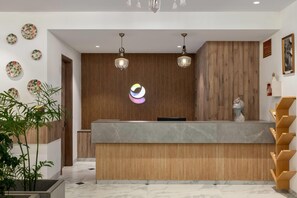 Lobby - Ramada Encore By Wyndham Lucknow Airport (Lucknow)