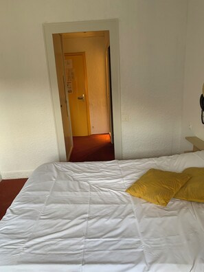 Verdunkelungsvorhänge, Bügeleisen/Bügelbrett, kostenloses WLAN