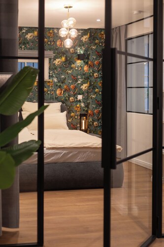 Urban Wave Apartment I