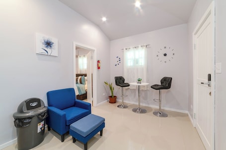 Interior. Unique 1-bedroom apartment in charming Buckleys with AC, WiFi