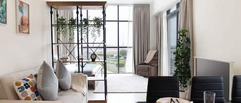 Coffre-fort, fer et planche à repasser, accès au Wi-Fi (inclus)