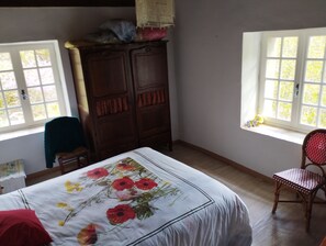 3 chambres, draps fournis