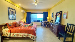 4 habitaciones, tabla de planchar con plancha, wifi y ropa de cama 