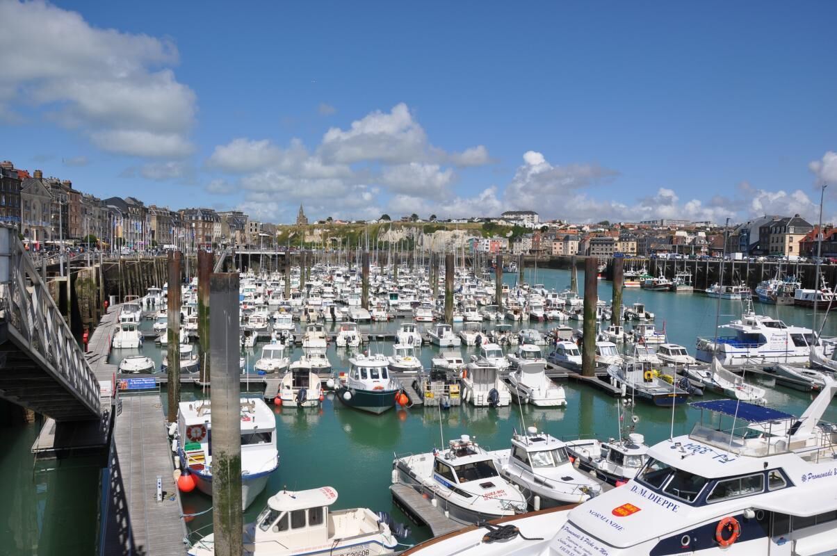 Marina/club náutico