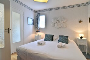 3 bedrooms, iron/ironing board - Karome (Saint-Coulomb)