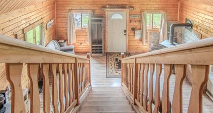 The Hideaway Cabin