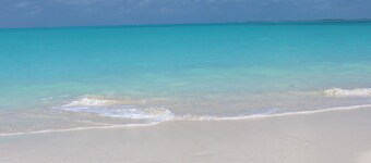 Luxury 4 stateroom catamaran perfectly located on the docks of Conch Inn Marina.