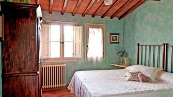 2 camere, ferro/asse da stiro, culla da viaggio, Wi-Fi gratuito