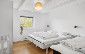 6 chambres, lit de bébé portatif, accès au Wi-Fi (inclus)