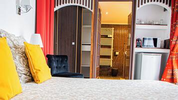 1 slaapkamer, een strijkplank/strijkijzer, wifi, beddengoed